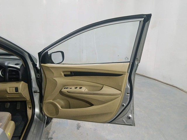 Honda City E Second-hand 2013 Honda City E for sale in Kochi-16