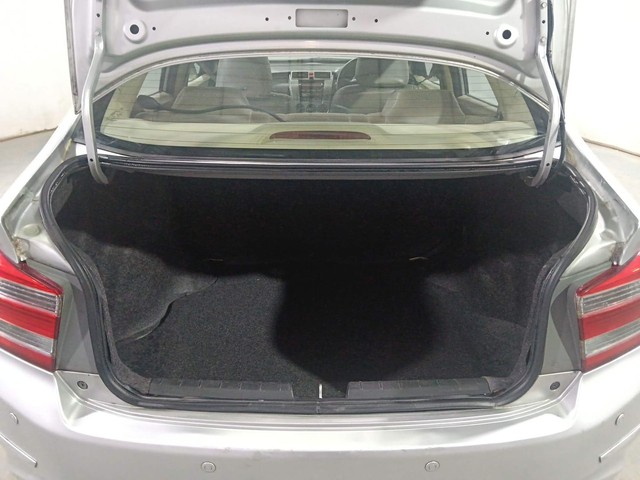 Honda City E Second-hand 2013 Honda City E for sale in Kochi-9