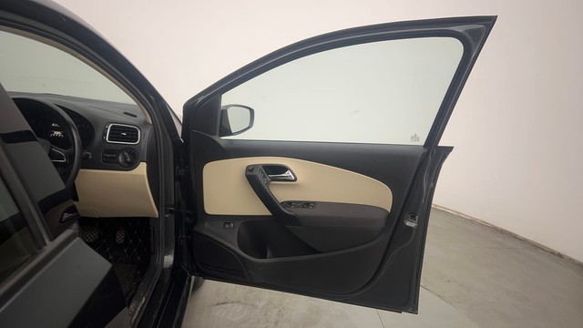 Second-hand 2021 Skoda Superb Petrol Ambition for sale in Chandigarh-16