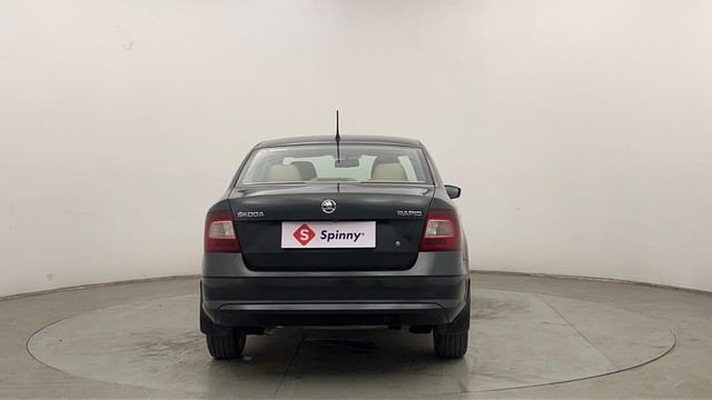 Second-hand 2021 Skoda Superb Petrol Ambition for sale in Chandigarh-4