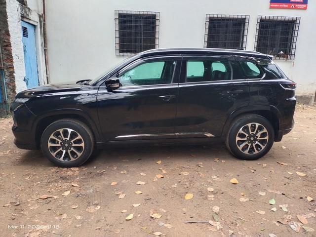 Second-hand 2023 Maruti Suzuki Grand Vitara Alpha Plus Hybrid CVT BSVI for sale in Kolkata-4