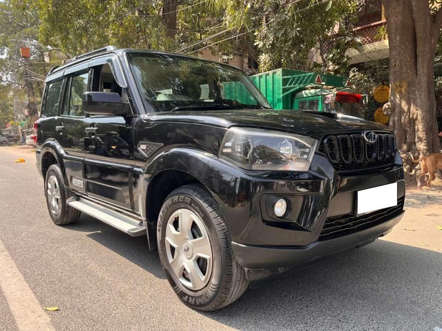 Second-hand 2021 Mahindra Scorpio S5 for sale in New Delhi-4