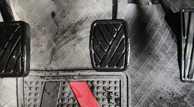 Second-hand 2018 Maruti Suzuki Swift VXI for sale in Coimbatore-14