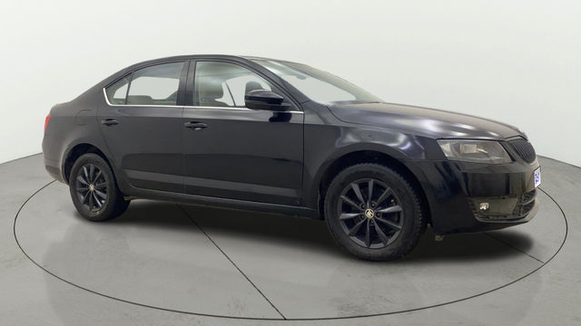 Second-hand 2015 Skoda Octavia Elegance 1.8 TSI AT for sale in Bangalore