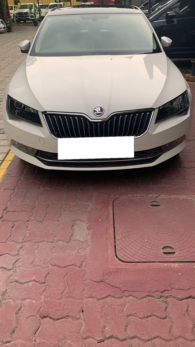 Second-hand 2016 Skoda Superb LK 1.8 TSI AT for sale in Chennai-1