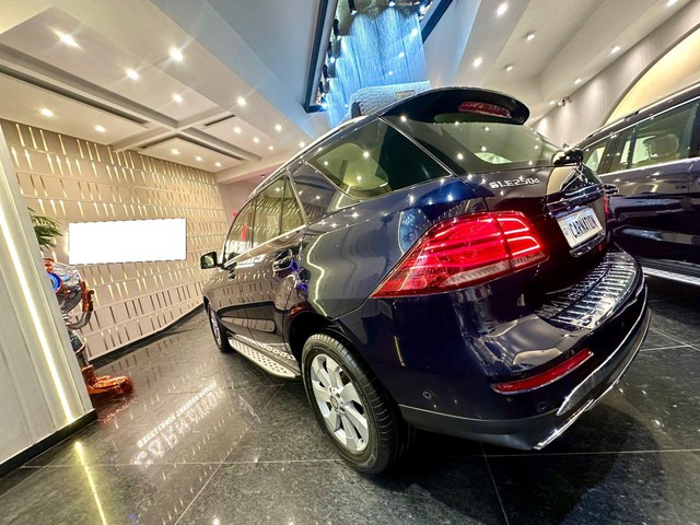 Second-hand 2017 Mercedes-Benz GLE 250d for sale in New Delhi-15