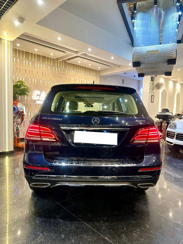 Second-hand 2017 Mercedes-Benz GLE 250d for sale in New Delhi-2