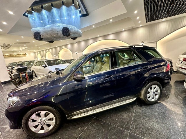 Second-hand 2017 Mercedes-Benz GLE 250d for sale in New Delhi-7