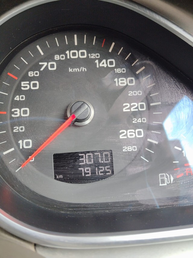 Audi Q7 4.2 TDI quattro Second-hand 2013 Audi Q7 4.2 TDI quattro for sale in Chennai-5