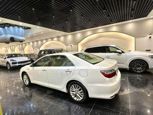 Toyota Camry Hybrid Second-hand 2016 Toyota Camry Hybrid for sale in New Delhi-21