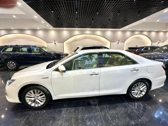 Toyota Camry Hybrid Second-hand 2016 Toyota Camry Hybrid for sale in New Delhi-2