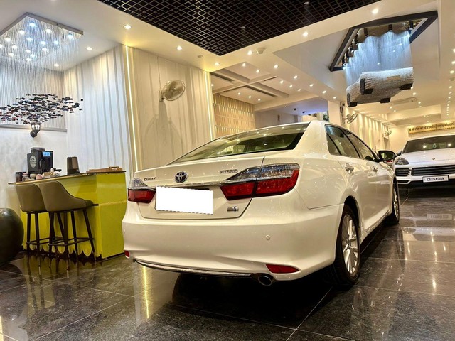 Toyota Camry Hybrid Second-hand 2016 Toyota Camry Hybrid for sale in New Delhi-20