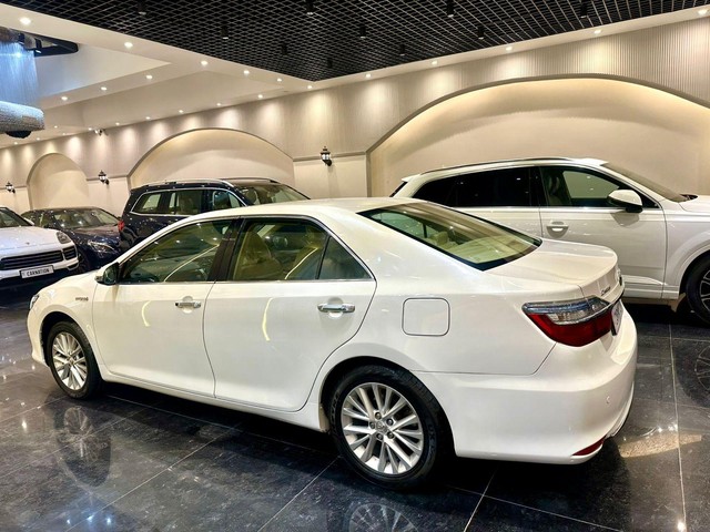 Toyota Camry Hybrid Second-hand 2016 Toyota Camry Hybrid for sale in New Delhi-10