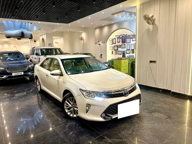 Toyota Camry Hybrid Second-hand 2016 Toyota Camry Hybrid for sale in New Delhi-0