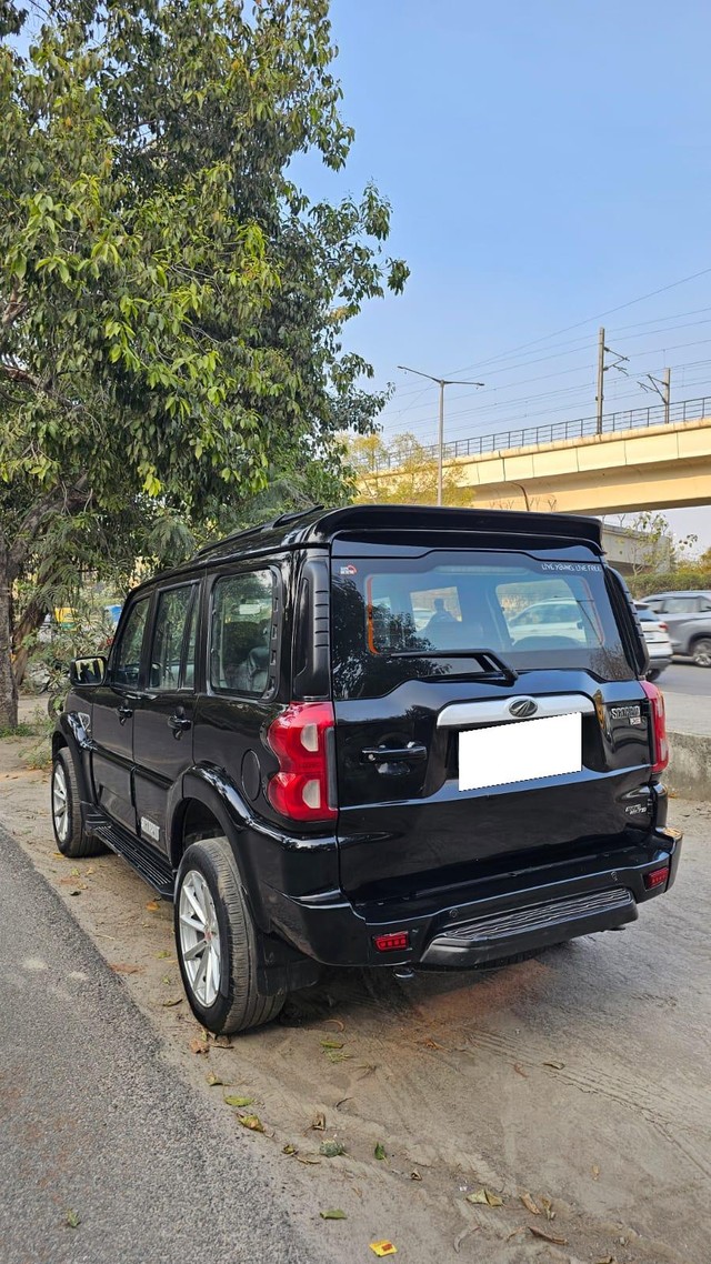 Second-hand 2019 Mahindra Scorpio S9 BSIV for sale in New Delhi-7