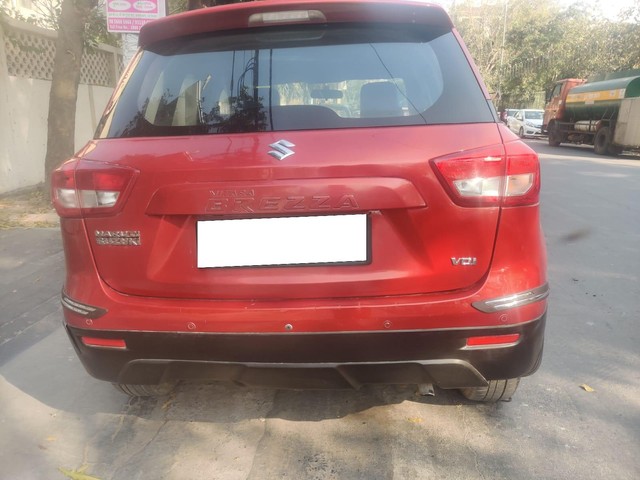 Second-hand 2017 Maruti Suzuki Vitara Brezza VDi Option for sale in New Delhi-2