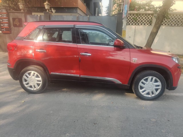 Second-hand 2017 Maruti Suzuki Vitara Brezza VDi Option for sale in New Delhi-1