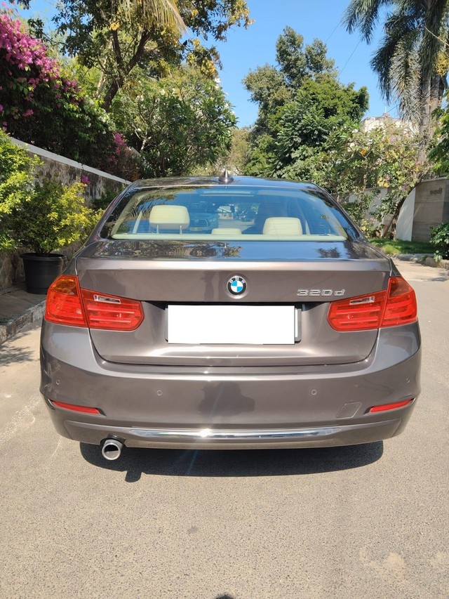 Second-hand 2014 BMW 3 Series GT 320d Luxury Line for sale in Chennai-2