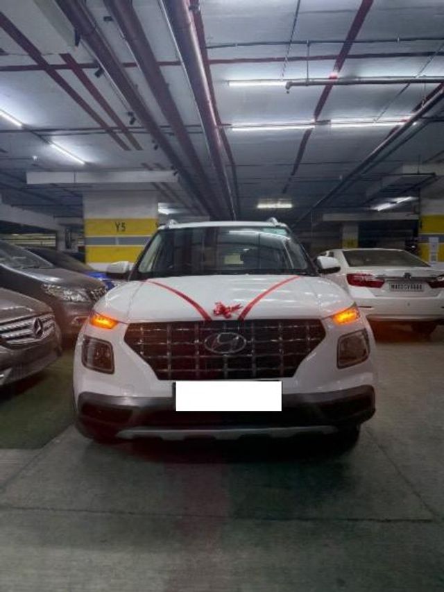 Second-hand 2020 Hyundai Venue SX Turbo iMT for sale in Ulhasnagar