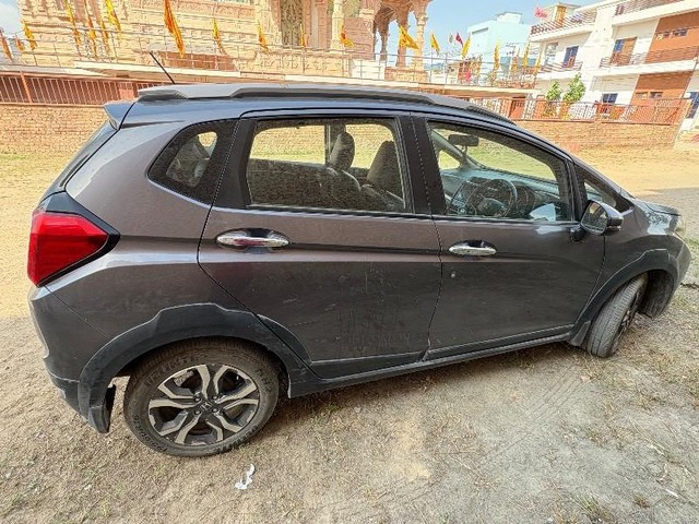 Second-hand 2017 Honda WR-V i-DTEC VX for sale in Hanumangarh-3