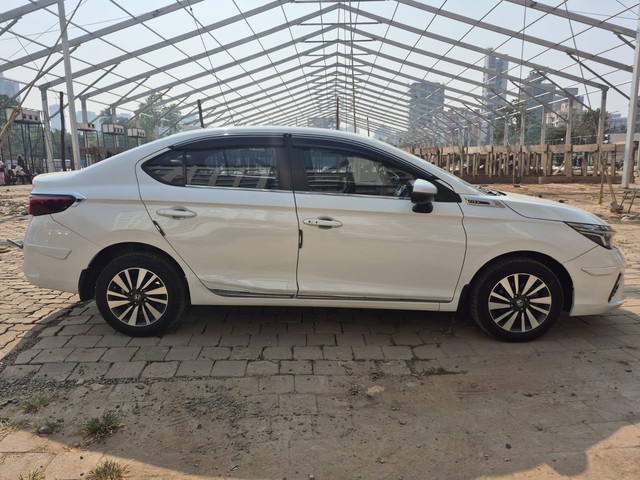 Second-hand 2024 Honda City VX CVT for sale in Mumbai-1