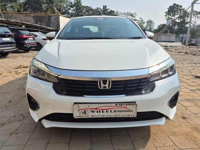 Second-hand 2024 Honda City VX CVT for sale in Mumbai-5