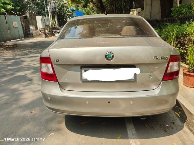 Second-hand 2013 Skoda Rapid 1.6 TDI Elegance for sale in Chennai-1