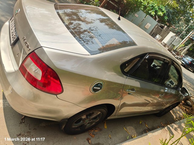 Second-hand 2013 Skoda Rapid 1.6 TDI Elegance for sale in Chennai-2