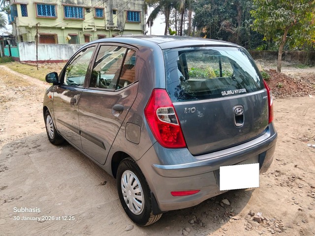 Second-hand 2015 Hyundai i10 Magna 1.1L for sale in Kolkata-3