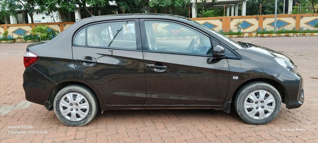 Second-hand 2016 Honda Amaze S i-VTEC for sale in Kolkata-1