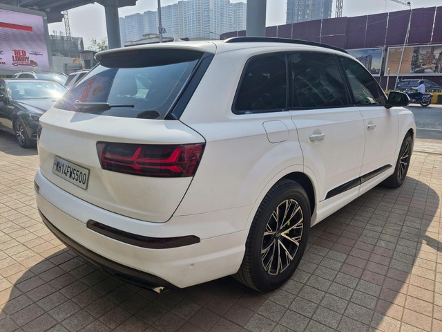 Second-hand 2016 Audi Q7 45 TDI Quattro Technology for sale in Mumbai-7