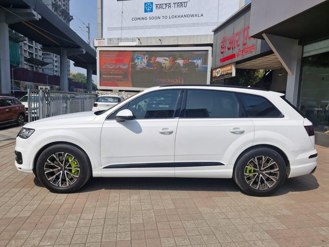 Second-hand 2016 Audi Q7 45 TDI Quattro Technology for sale in Mumbai-1