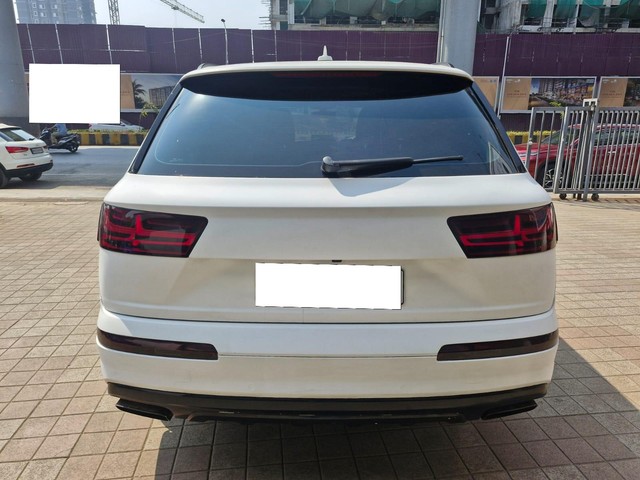 Second-hand 2016 Audi Q7 45 TDI Quattro Technology for sale in Mumbai-8