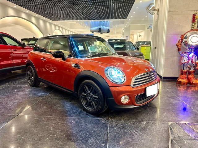 Mini Cooper S Second-hand 2014 Mini Cooper S for sale in New Delhi-5