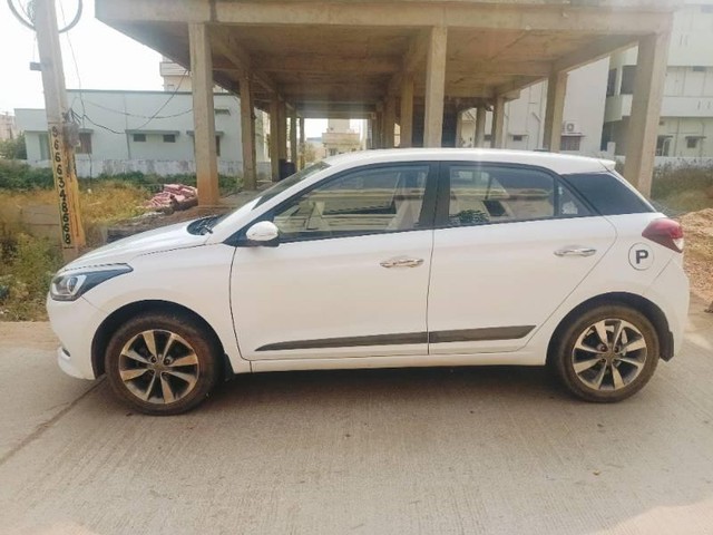 Second-hand 2017 Hyundai i20 1.2 Asta for sale in Kurnool-3