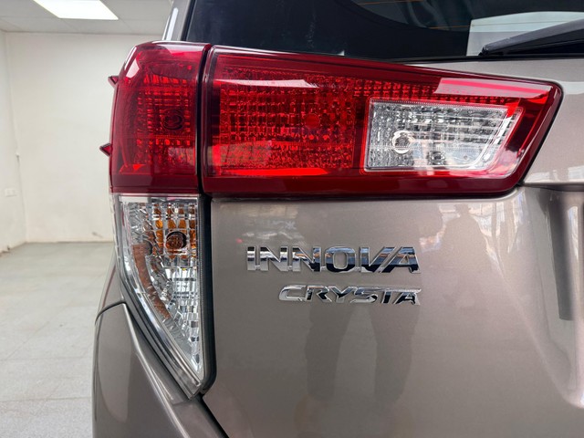 Second-hand 2019 Toyota Innova Crysta 2.8 GX AT BSIV for sale in Pune-8