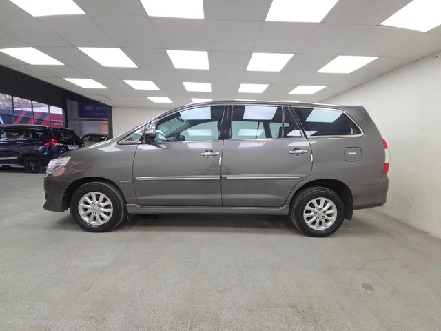 Second-hand 2012 Toyota Innova 2.5 VX (Diesel) 7 Seater BS IV for sale in Pune-4