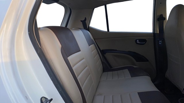 Second-hand 2014 Hyundai i10 Sportz 1.1L for sale in Jaipur-16