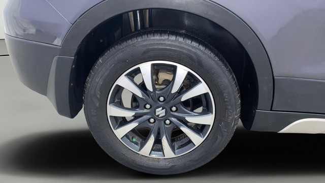 Second-hand 2020 Maruti Suzuki S Cross Alpha AT for sale in Kochi-25