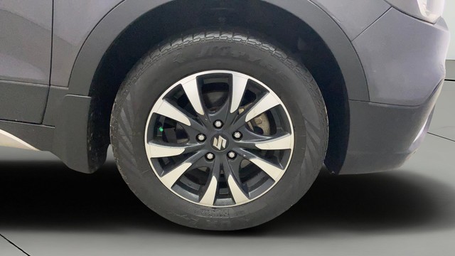 Second-hand 2020 Maruti Suzuki S Cross Alpha AT for sale in Kochi-24