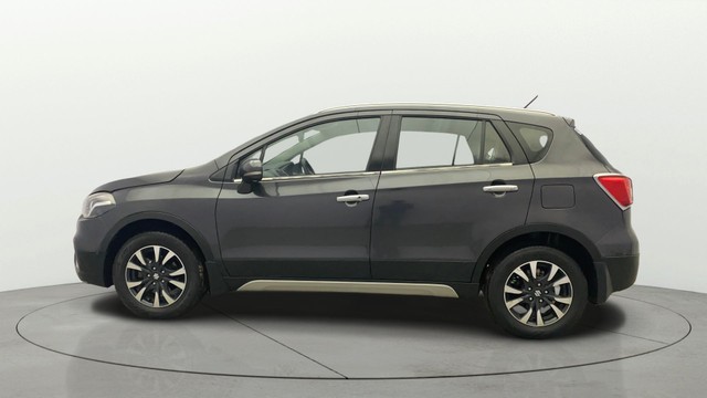 Second-hand 2020 Maruti Suzuki S Cross Alpha AT for sale in Kochi-5