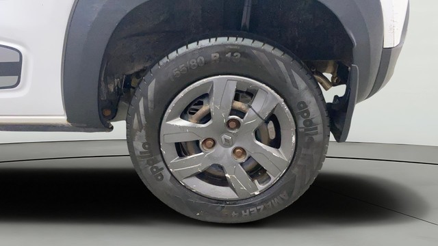 Second-hand 2017 Renault KWID 1.0 RXT Optional AT 2016-2019 for sale in Kochi-26