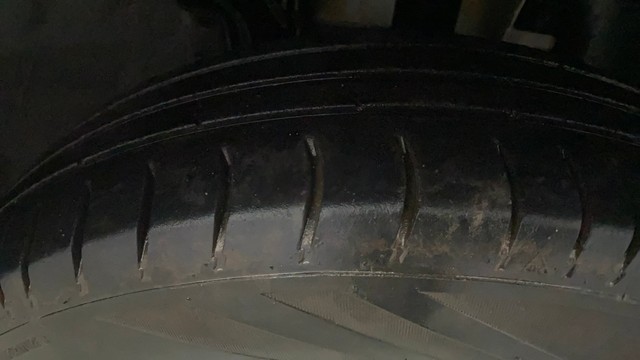 Second-hand 2017 Renault KWID 1.0 RXT Optional AT 2016-2019 for sale in Kochi-28