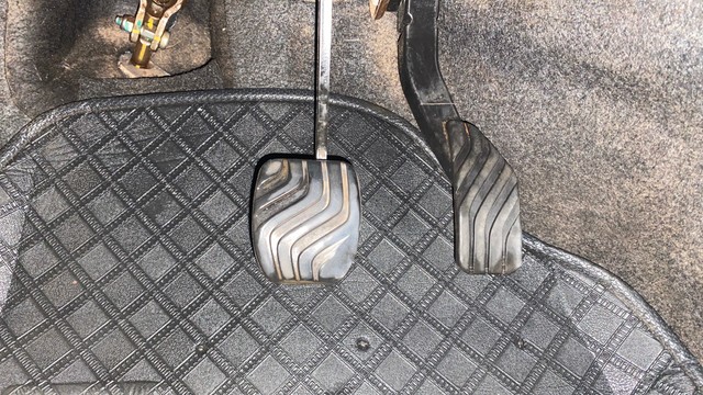 Second-hand 2017 Renault KWID 1.0 RXT Optional AT 2016-2019 for sale in Kochi-14