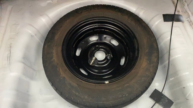 Second-hand 2017 Renault KWID 1.0 RXT Optional AT 2016-2019 for sale in Kochi-27