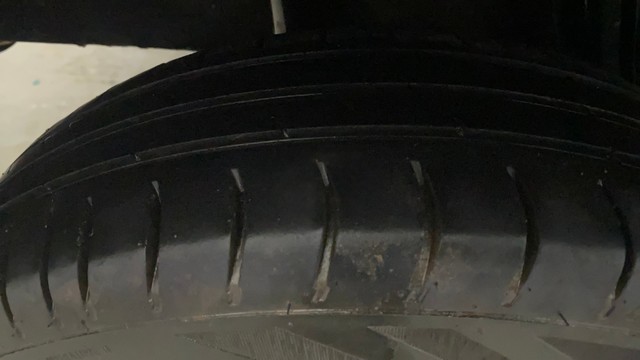 Second-hand 2017 Renault KWID 1.0 RXT Optional AT 2016-2019 for sale in Kochi-29