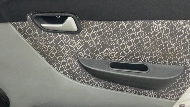 Second-hand 2017 Maruti Suzuki Alto 800 LXI for sale in Kochi-17