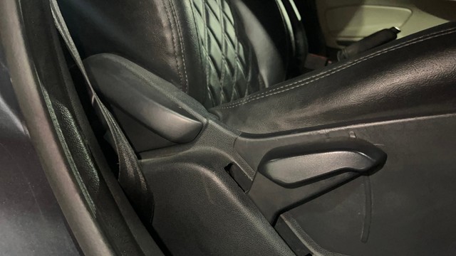 Ford Ecosport 1.5 Petrol Trend Second-hand 2020 Ford Ecosport 1.5 Petrol Trend for sale in Coimbatore-18