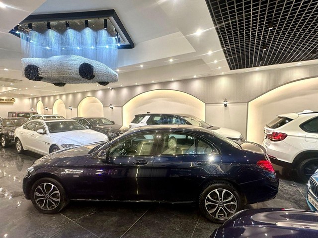 Second-hand 2018 Mercedes-Benz C-Class C 220 CDI Avantgarde for sale in New Delhi-1