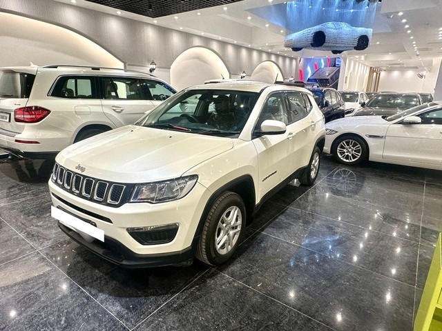 Second-hand 2019 Jeep Compass 2.0 Sport for sale in New Delhi-3